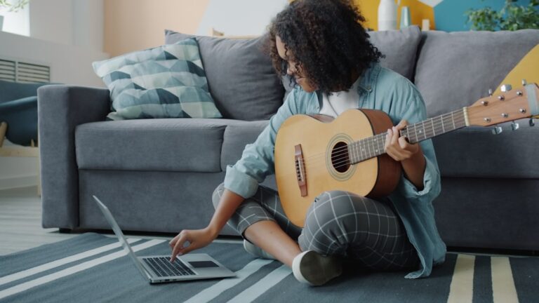 Start Your Musical Adventure Today with Harmony Curl’s Online Lessons